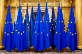 Кулбергс попросил у Европы денег, сославшись на угрозу от России