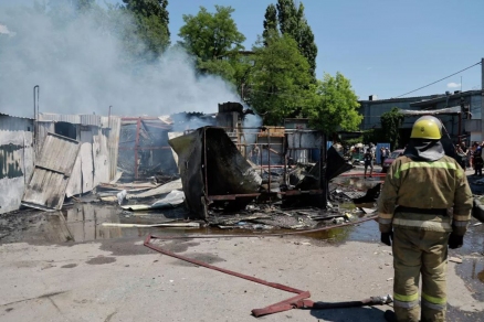 В Донецке после обстрела украинской армии пострадал дом