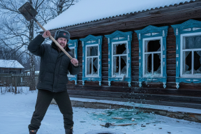 В Калязине возбудили уголовное дело против ревнивца за повреждение имущества лопатой