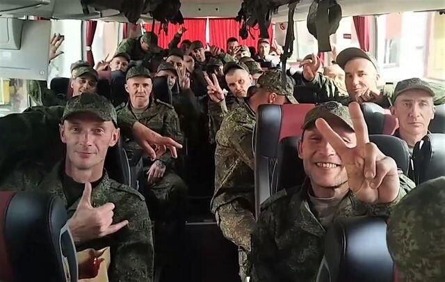 «Пятый обмен за два месяца»: Россия и Украина вернули по 160 военных — почти тысяча бойцов на свободе