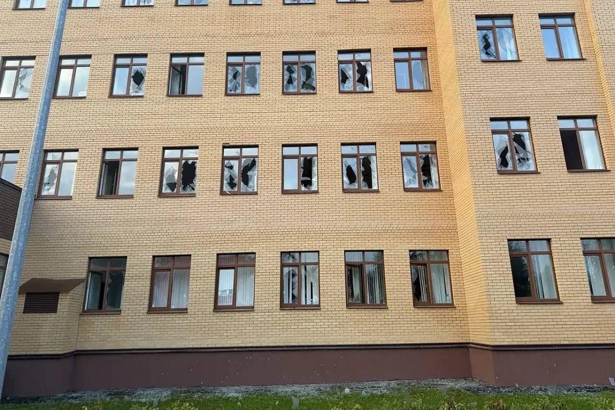 Поликлиника работает: губернатор Подмосковья Андрей Воробьев рассказал об устранении последствий атаки беспилотника в Павловском Посаде