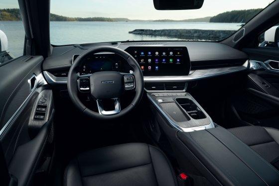 «Удар по Tesla и «китайцам»: Поднебесная возвращает физические кнопки и хоронит моду на планшеты в авто