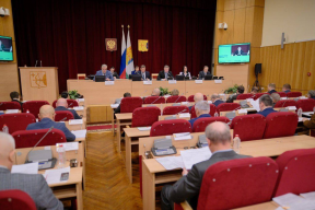 Спикер Заксобрания Роман Береснев: Бюджет Кировской области на 2026 год должен быть воплощен в реальные дела на благо людей