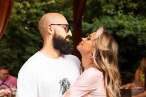 «Выжила всех красивых»: Хилькевич призналась, что разогнала подруг из-за одного взгляда мужа