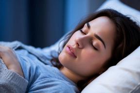 Вы просыпаетесь мокрым? Онколог сказал, что ночная потливость — тихий признак рака