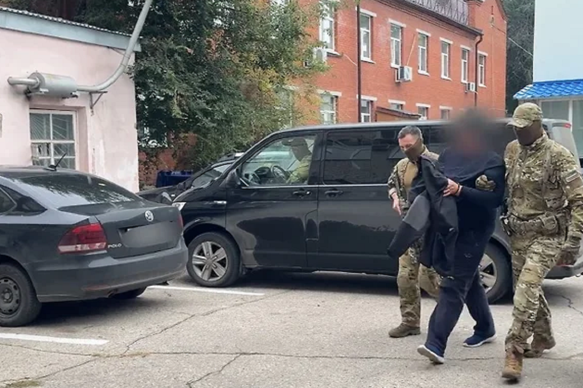 В Ульяновске продлили арест обвиняемому в подготовке взрыва в международном аэропорту