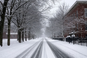 Штормовое предупреждение в Кургане: снегопад, ветер 14 м/с и мороз -28 градусов