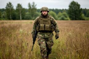 «Один на один вышел»: российский боец Тихон ликвидировал врага в рукопашной схватке на передовой
