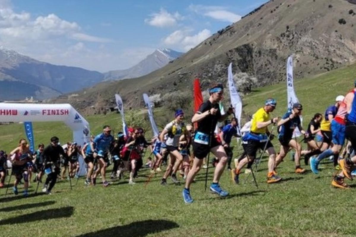 Забег среди башен и вершин: Ингушетия примет 140 сильнейших скайраннеров России — трасса пройдет через древние селения с видом на Казбек