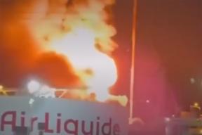 На нефтехимическом заводе в Техасе взорвались два резервуара, власти исключили теракт