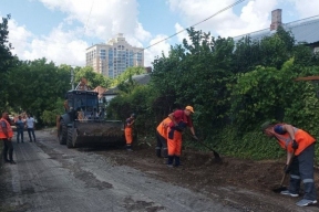В Евпатории завершается ремонт тротуаров