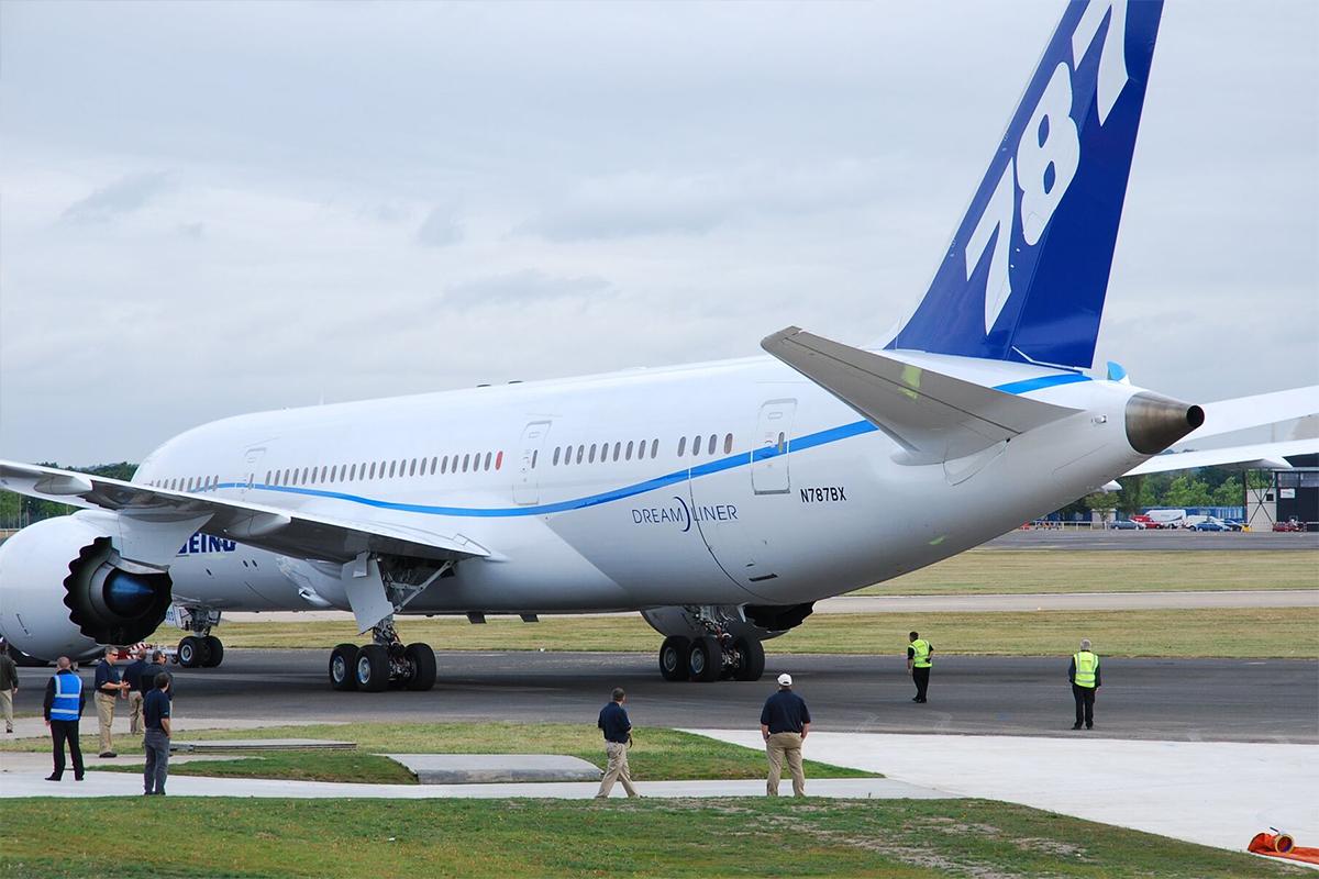 У самолетов Boeing начали отваливаться унитазы