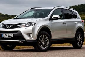 Гибриды вместо бензина: почему мировой RAV4 пришёл в Китай по старинке