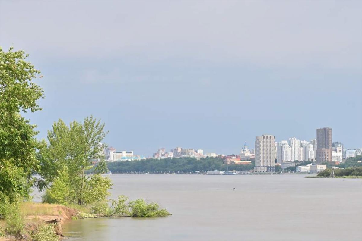 Вода у стен: паводок на Амуре добрался до Хабаровска, мэр раскрыл тревожные цифры и экстренные меры