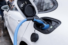 Новая зарядная станция открылась на трассе М-4 в Тульской области