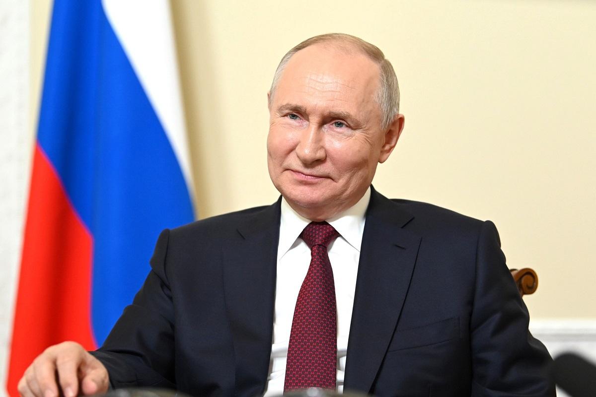 Поздравление Президента РФ Владимира Путина с 74-летием от ИА RuNews24.ru