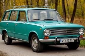 «Звезда» экрана и подиума: идеальный ВАЗ-2102 ищет нового хозяина за 1,5 млн