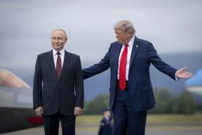 Песков: договоренности о встрече Путина и Трампа в Китае пока нет, но «со временем дойдет»
