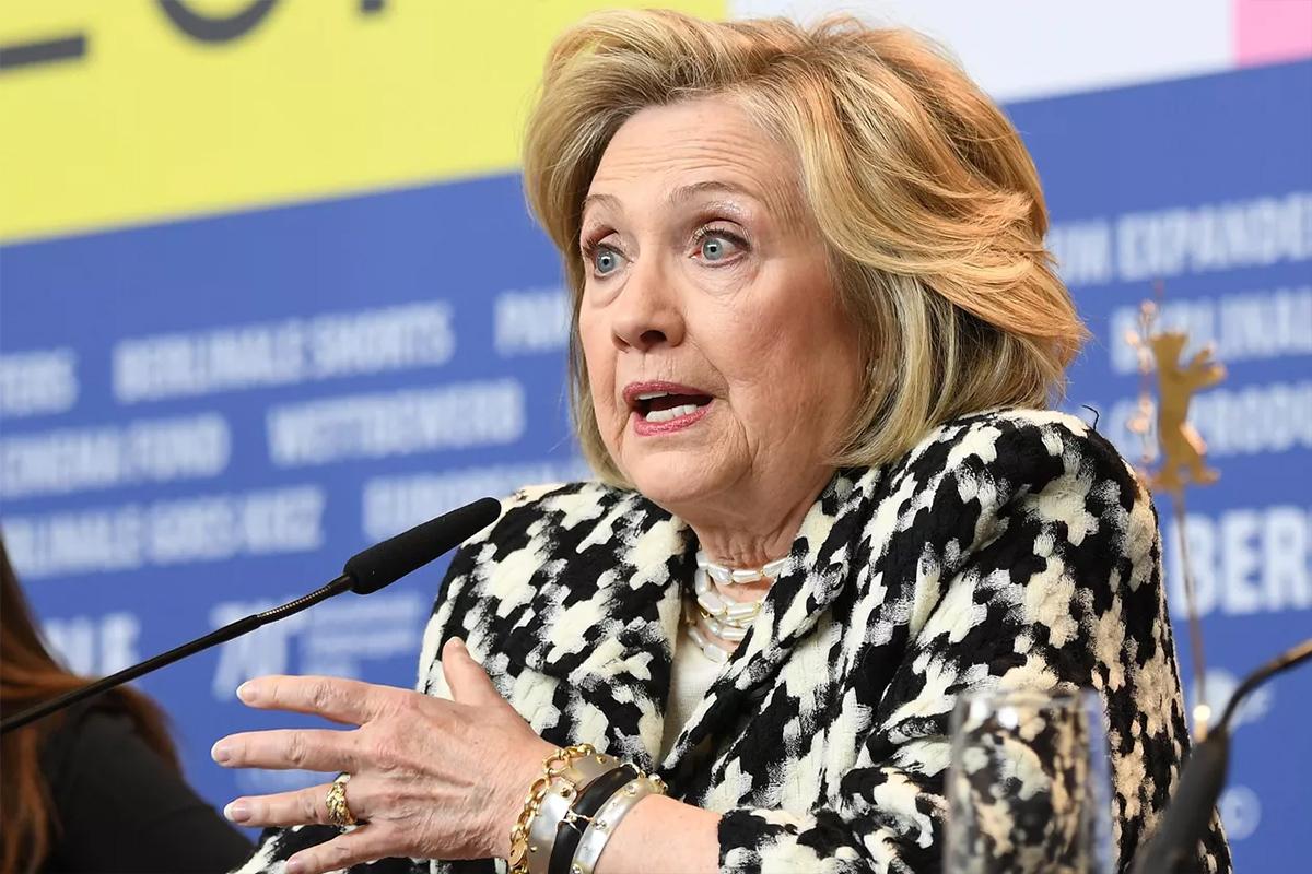 «Вы опозорили Чехию»: перепалка вице-премьера с Хиллари Клинтон в Мюнхене вылилась в домашний скандал