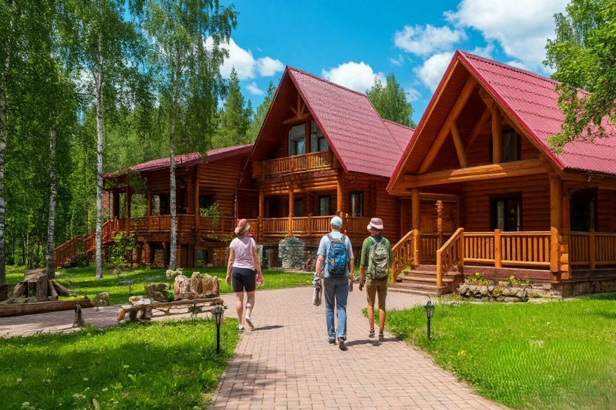 «Отдых за 100 тысяч: названы самые дешёвые направления бархатного сезона в России и за рубежом»