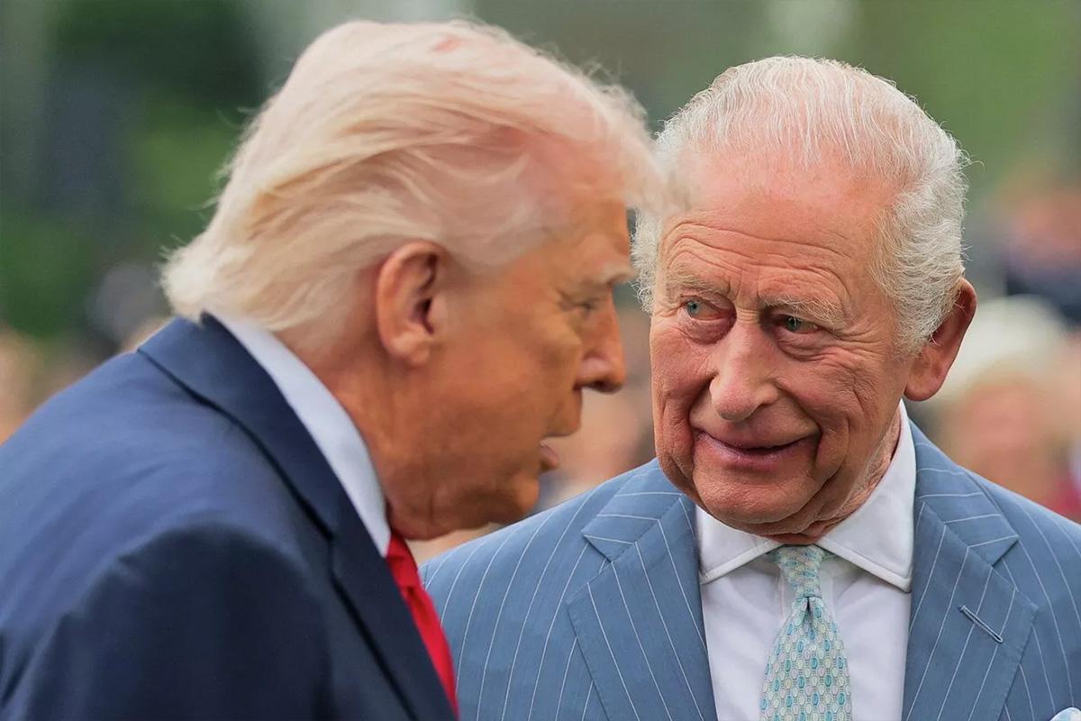 «Акцент», «маленькое королевство» и мамина любовь: Трамп жестко подколол Карла III