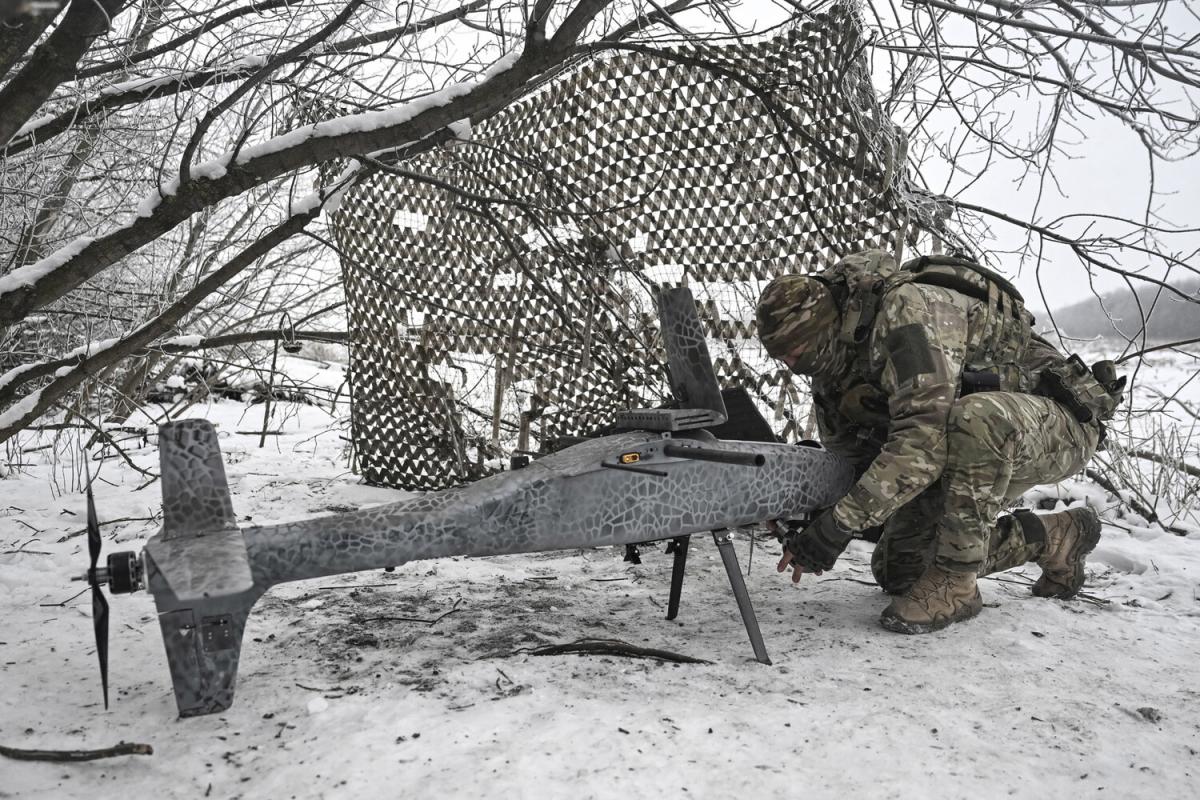 «Ночь дронов»: 350 беспилотников и ракеты Storm Shadow — Россия пережила самую массированную атаку с начала года