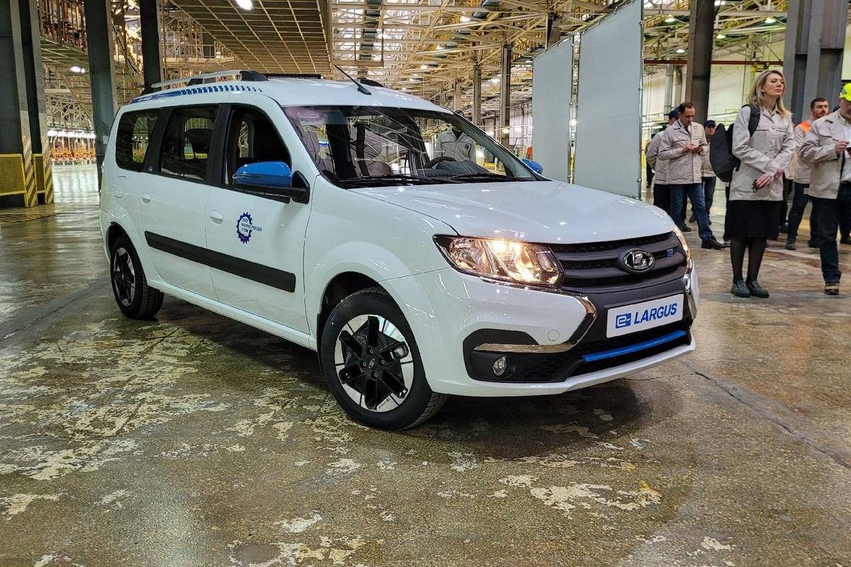 Спустя полгода после выхода Lada e-Largus её купил только один человек