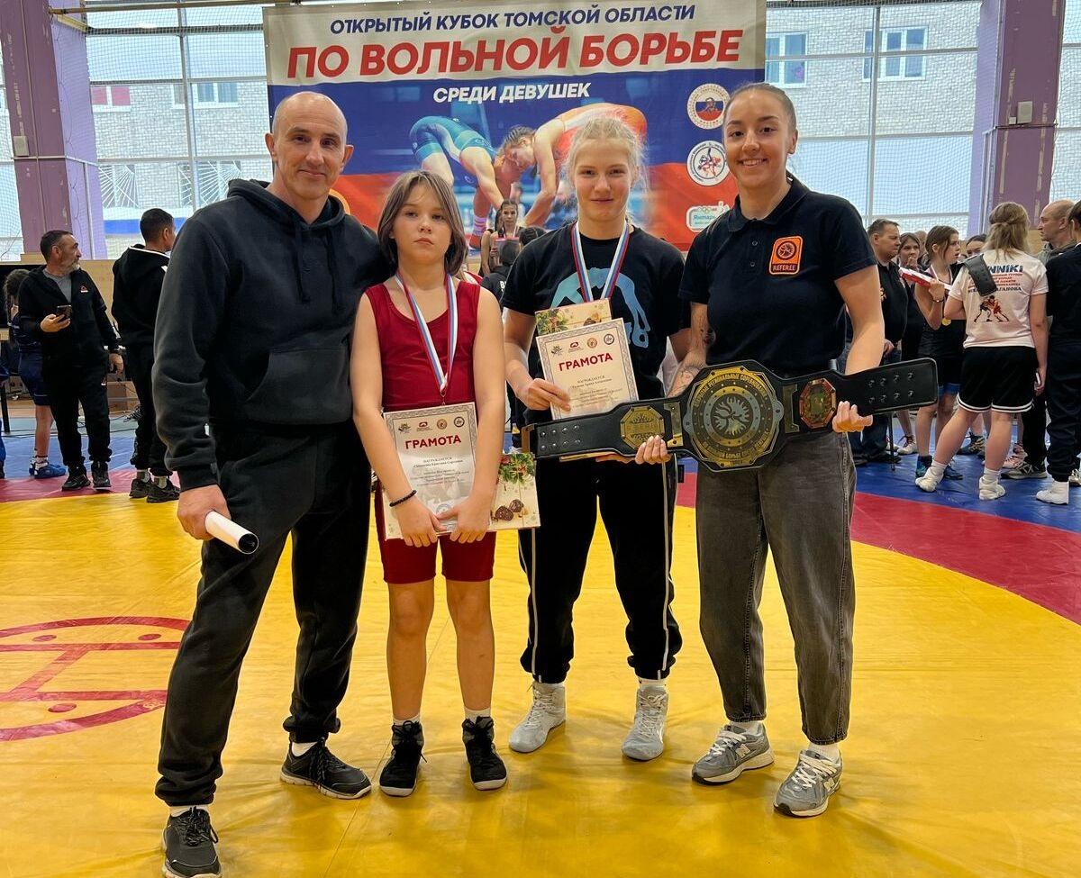 Вольная борьба – спорт не для девочек? Мастер спорта разбивает главный миф