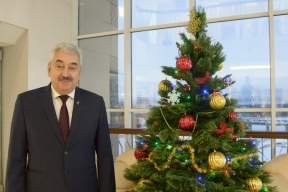 Леонид Черкесов поздравил жителей Чувашской Республики с Новым годом