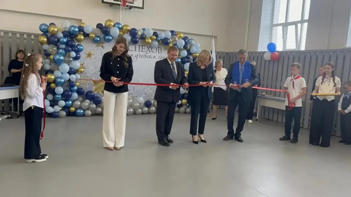 В Ордынском районе открыли две обновленные школы с современными лабораториями и оборудованием