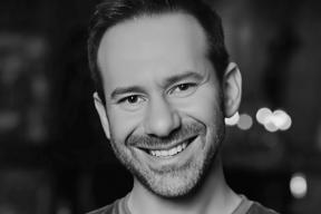 Не спасли миллиарды и лучшие врачи: тайная жизнь создателя OnlyFans из Одессы