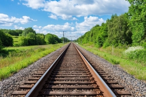 В районе промзоны Челябинска сошел с рельсов состав с металлопрокатом