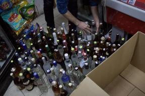 Ночная охота на продавцов: в Подмосковье за два месяца изъяли 660 бутылок нелегального алкоголя