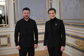 Сербия меняет цвет: что стоит за отставкой Вучича и чего ждать от президента-лесбиянки?*