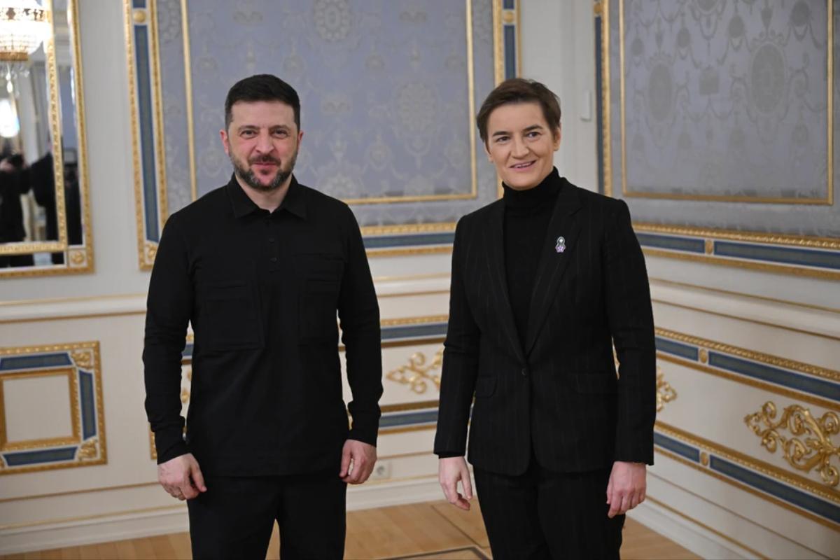 Сербия меняет цвет: что стоит за отставкой Вучича и чего ждать от президента-лесбиянки?*