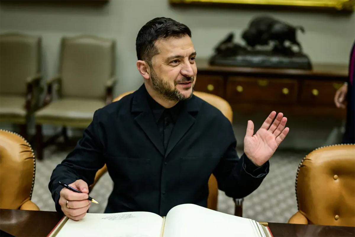 Зеленский вновь отказался выводить войска из ДНР