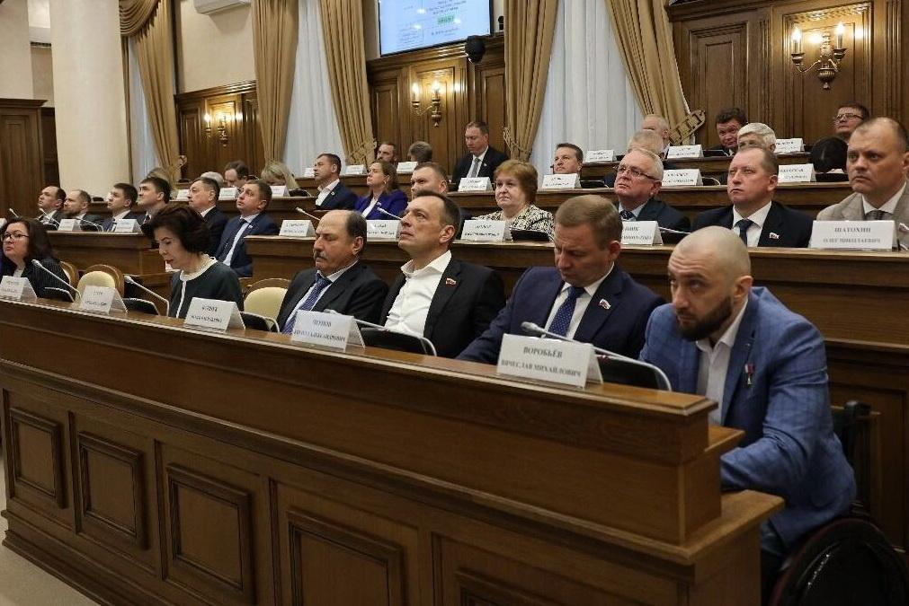 Налоговый щит для приграничья: Гладков добился ставок УСН 1% и 5% для бизнеса под обстрелами