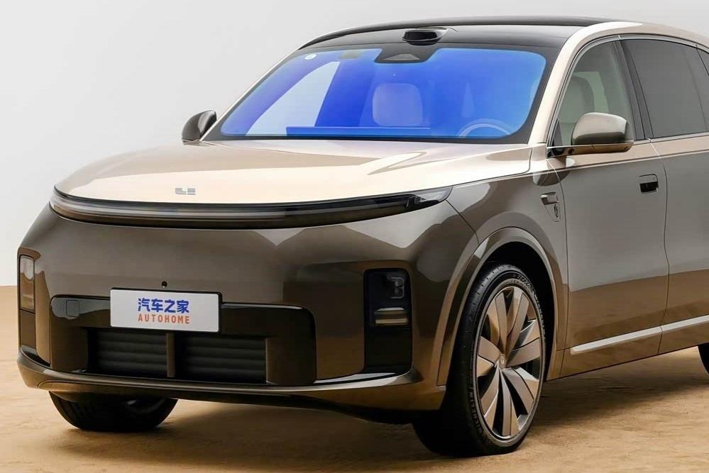 «Китайский ответ премиум-классу»: пятиместный гибрид Li Auto L8 с запасом хода 1670 км выходит на рынок России осенью