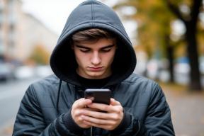 Банк раскрыл семейную экономику: школьник перевел родителю 4,6 млн рублей