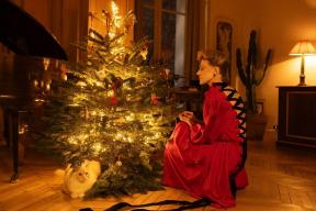 Скучаю по России: эмигрировавшая Рената Литвинова откровенно рассказала о жизни в Париже