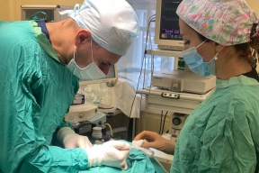 В Кирове успешно прооперировали двух сестер-близнецов из Коми с болезнью Маделунга