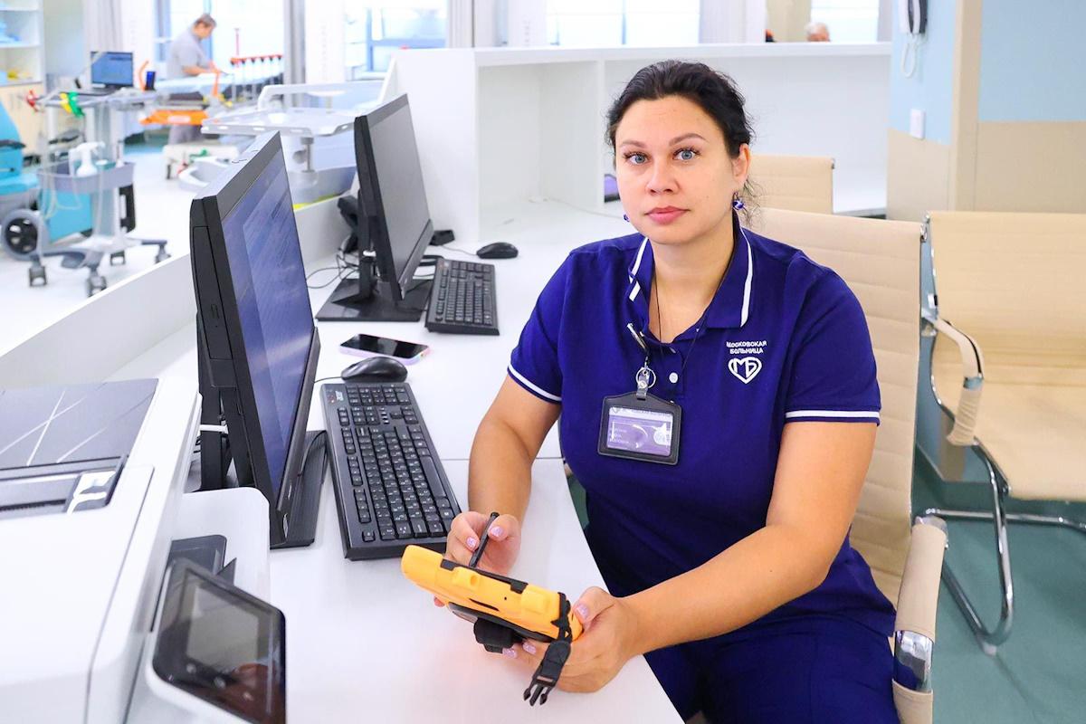 В Москве с 2023 года работает СМС-информирование близких о состоянии пациентов в реанимации