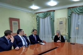 Глава Петрозаводска Инна Колыхматова встретилась с послом Азербайджана Рахманом Мустафаевым