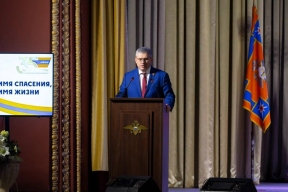 Александр Новиков: В этом году смоленские пожарные потушили более 2,5 тысяч пожаров и спасли сотни жителей