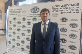 Многое зависит от погоды: депутат Александр Згурин рассказал, когда в Новосибирске начнется «коньковый» сезон