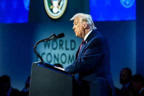 «Трамп отчаян»: почему Миршаймер считает войну с Ираном «Титаником» для США