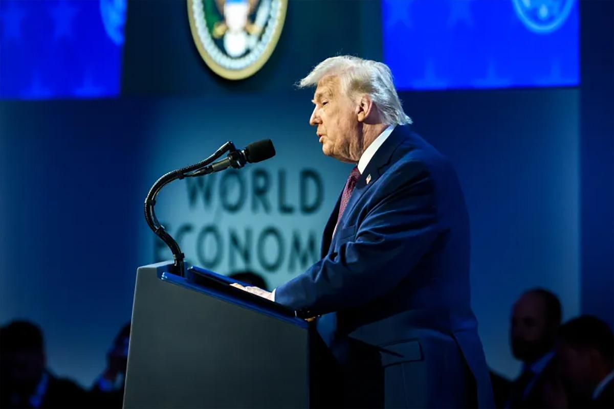 «Трамп отчаян»: почему Миршаймер считает войну с Ираном «Титаником» для США