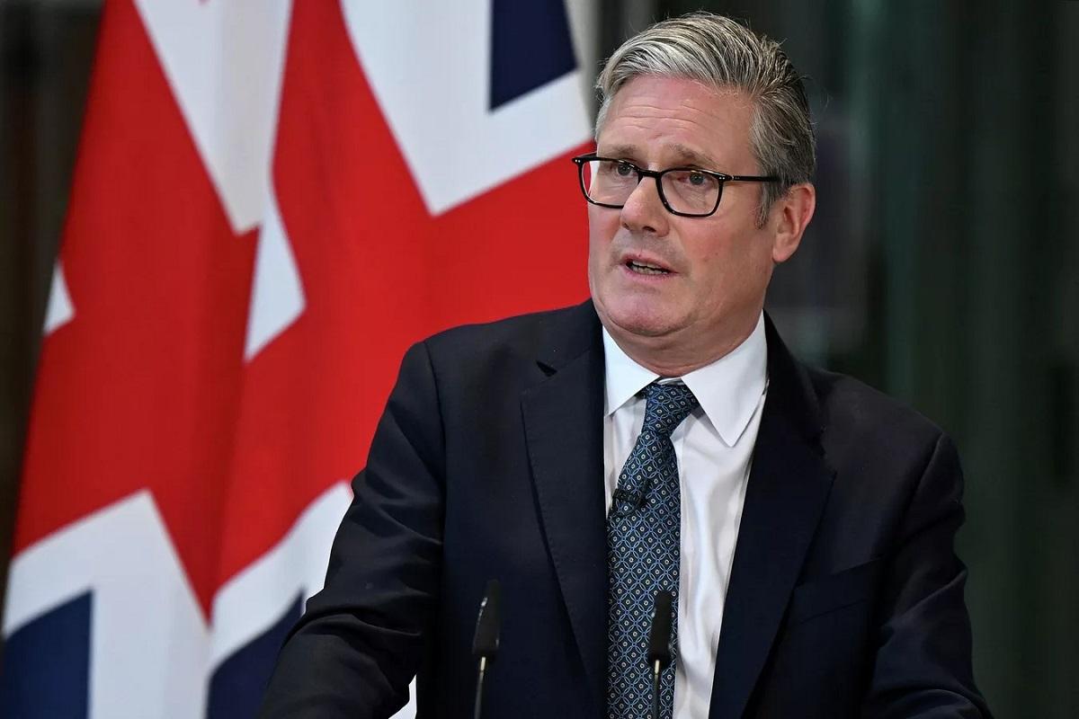 «Буду бороться до последнего»: Стармер отвергает призывы к отставке после довыборов