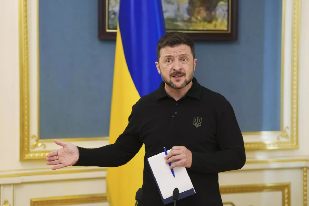 Теряет не только территории: на Западе рассказали, с чем постепенно расстаётся Зеленский