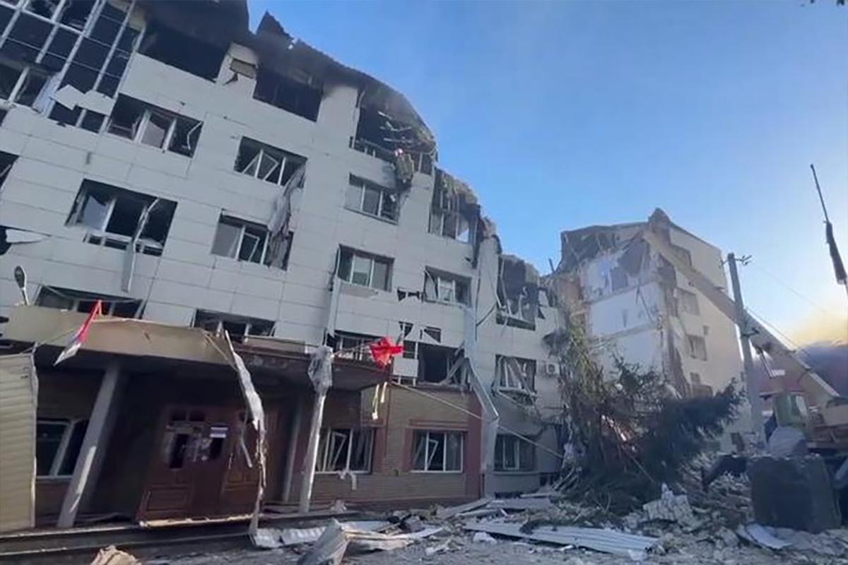 «Чаша нашего терпения переполнена»: посол РФ шокировал МИД Германии фотографиями Старобельска